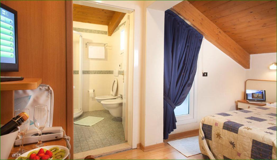 Hotel Verdemare Rimini Dış mekan fotoğraf