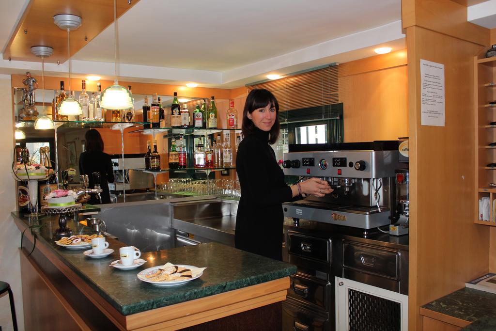 Hotel Verdemare Rimini Dış mekan fotoğraf